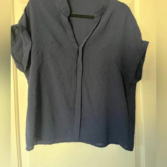 SHEIN navy blue cap sleeve embroidered dotted top blouse notched v-neck L - Picture 3 of 3